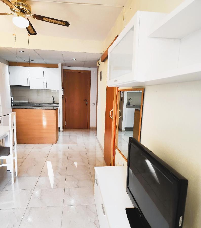 Luminoso Apartamento En Salou Con Terraza Y Parque Infantil Ideal Familias Zewnętrze zdjęcie