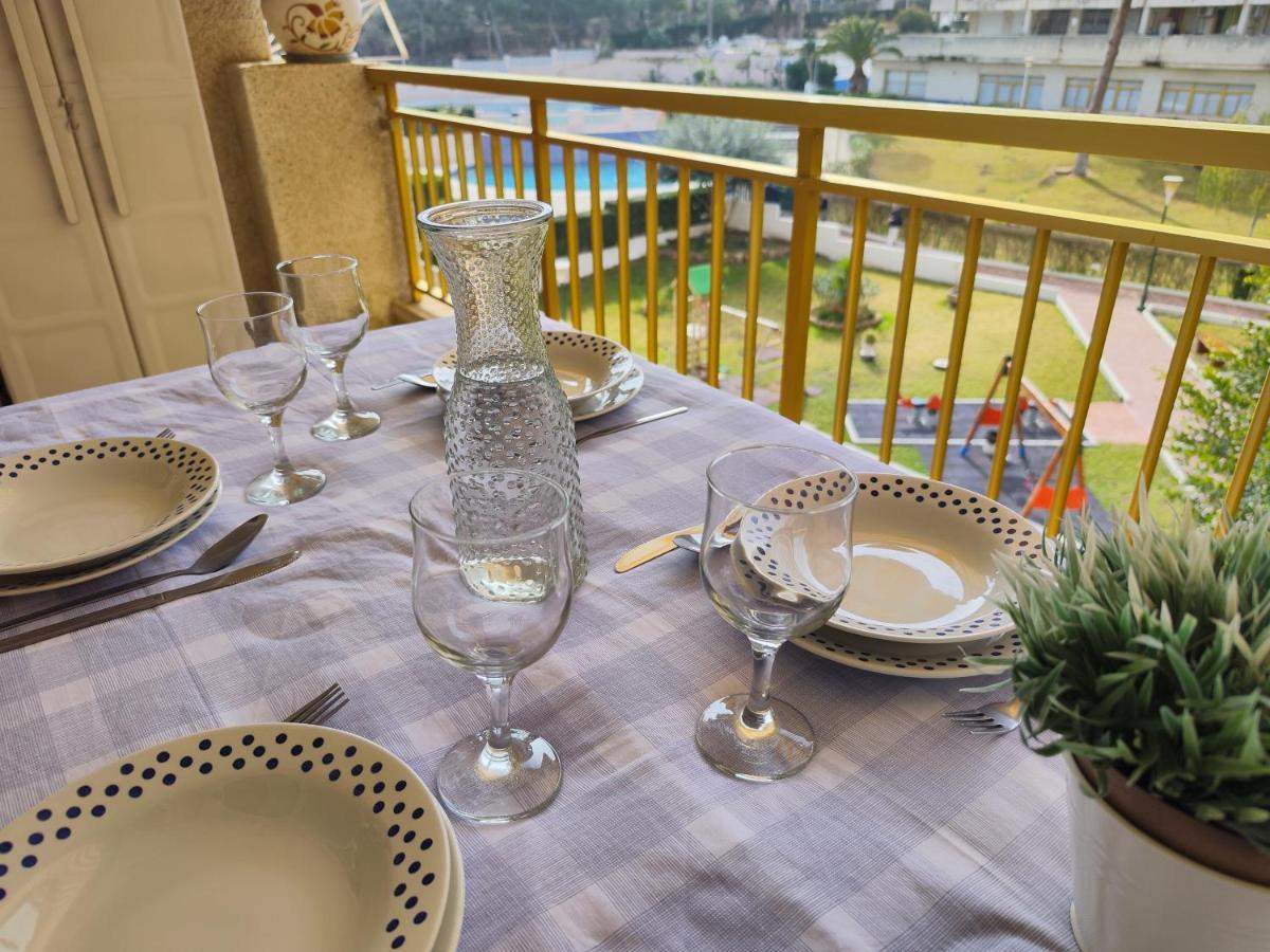 Luminoso Apartamento En Salou Con Terraza Y Parque Infantil Ideal Familias Zewnętrze zdjęcie
