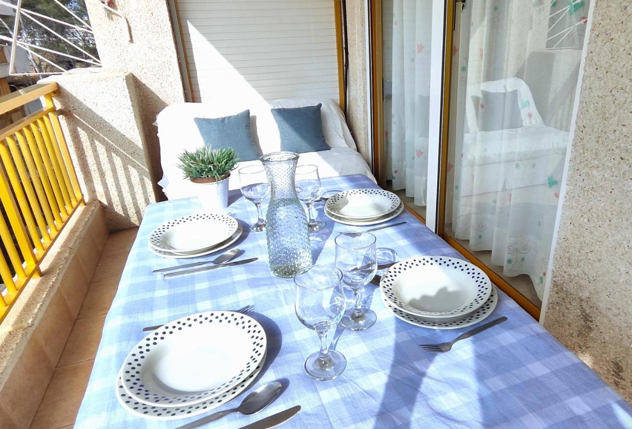 Luminoso Apartamento En Salou Con Terraza Y Parque Infantil Ideal Familias Zewnętrze zdjęcie