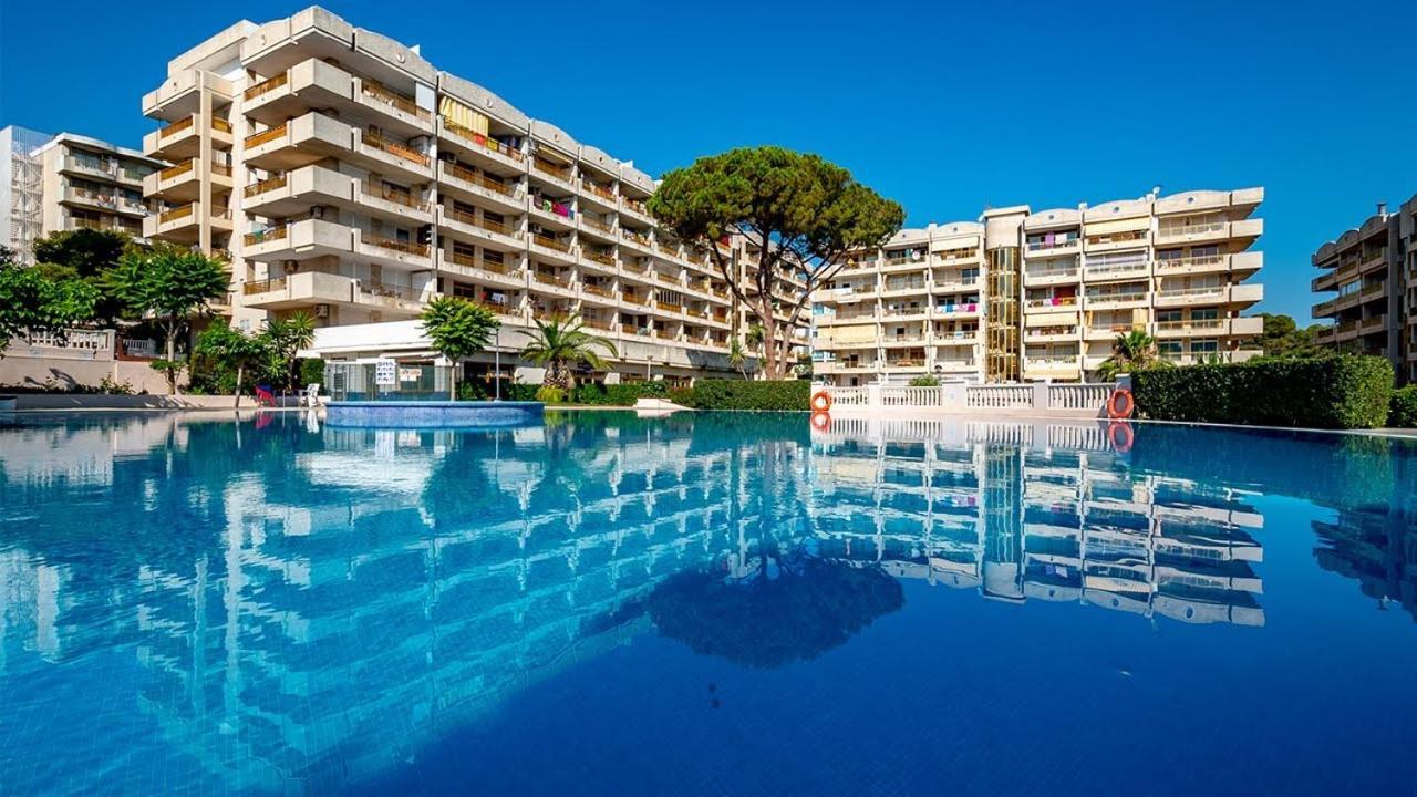 Luminoso Apartamento En Salou Con Terraza Y Parque Infantil Ideal Familias Zewnętrze zdjęcie