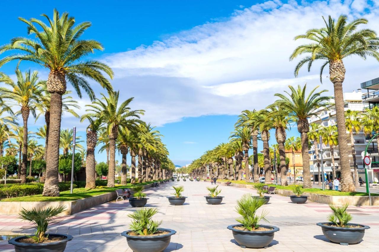 Luminoso Apartamento En Salou Con Terraza Y Parque Infantil Ideal Familias Zewnętrze zdjęcie