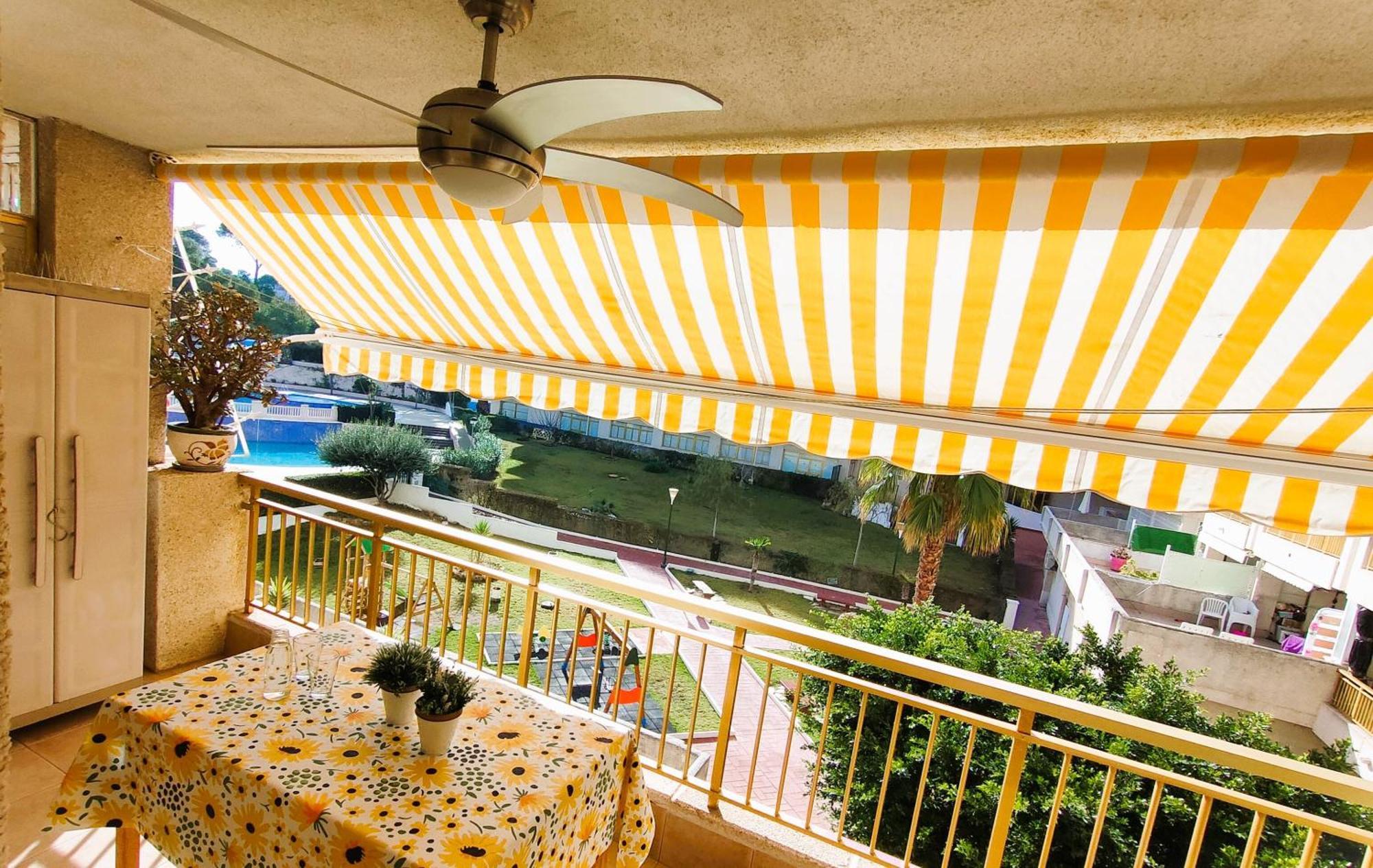 Luminoso Apartamento En Salou Con Terraza Y Parque Infantil Ideal Familias Zewnętrze zdjęcie