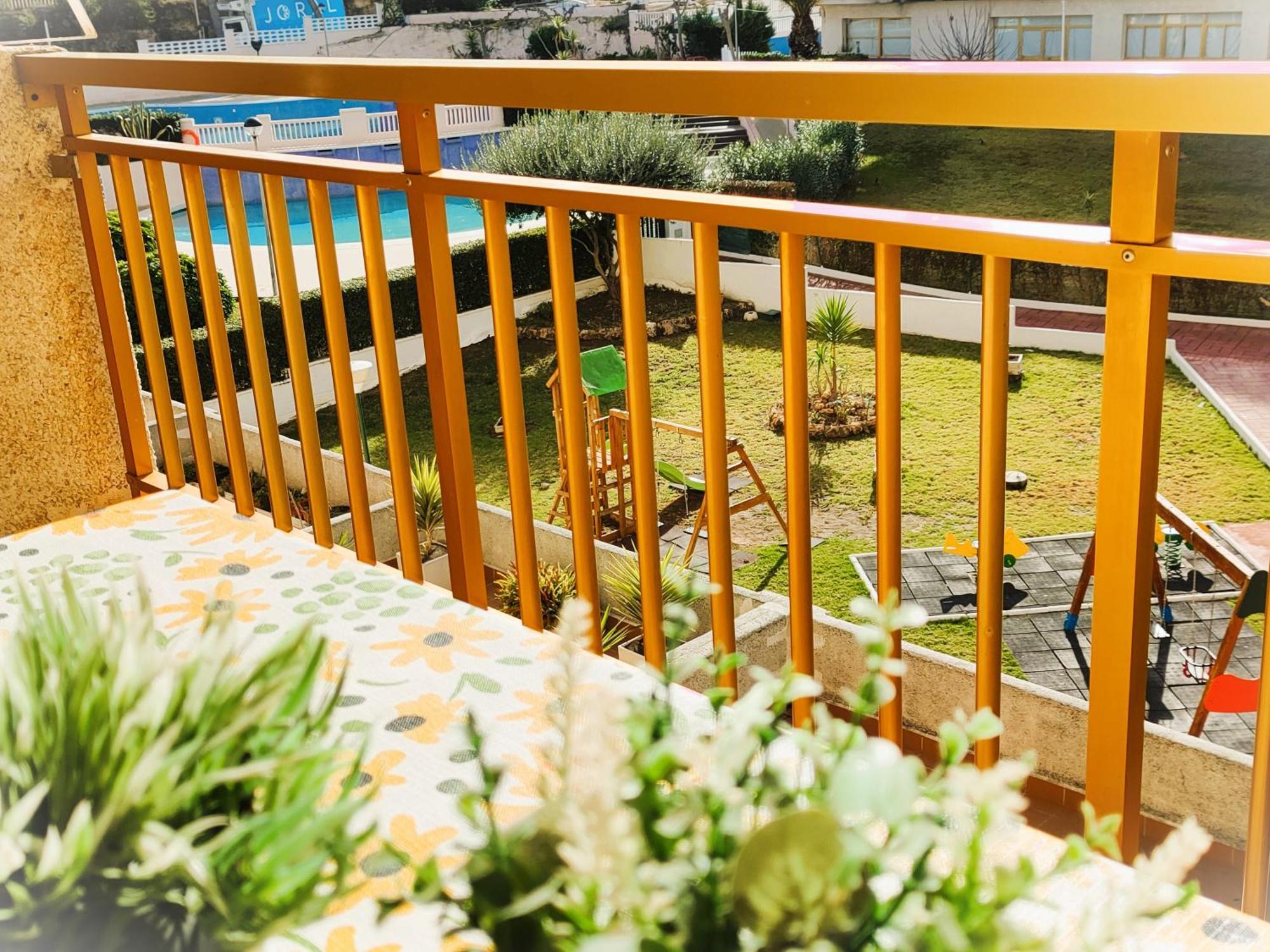 Luminoso Apartamento En Salou Con Terraza Y Parque Infantil Ideal Familias Zewnętrze zdjęcie